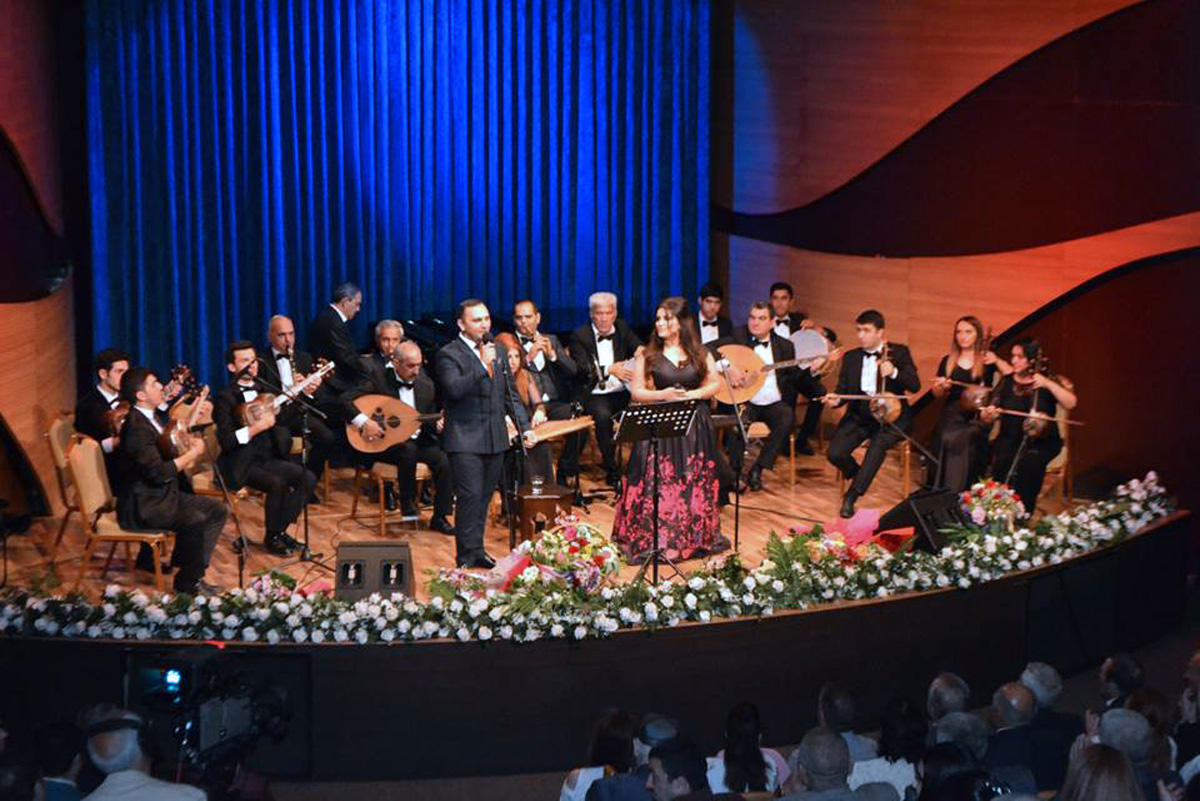 Muğam müsabiqələri qaliblərinin konserti olub (FOTO)