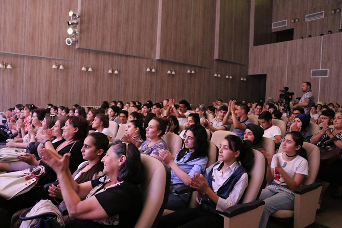 Xalq artisti Hacıağa Abbasovun 130 illik yubileyi keçirilib (FOTO)