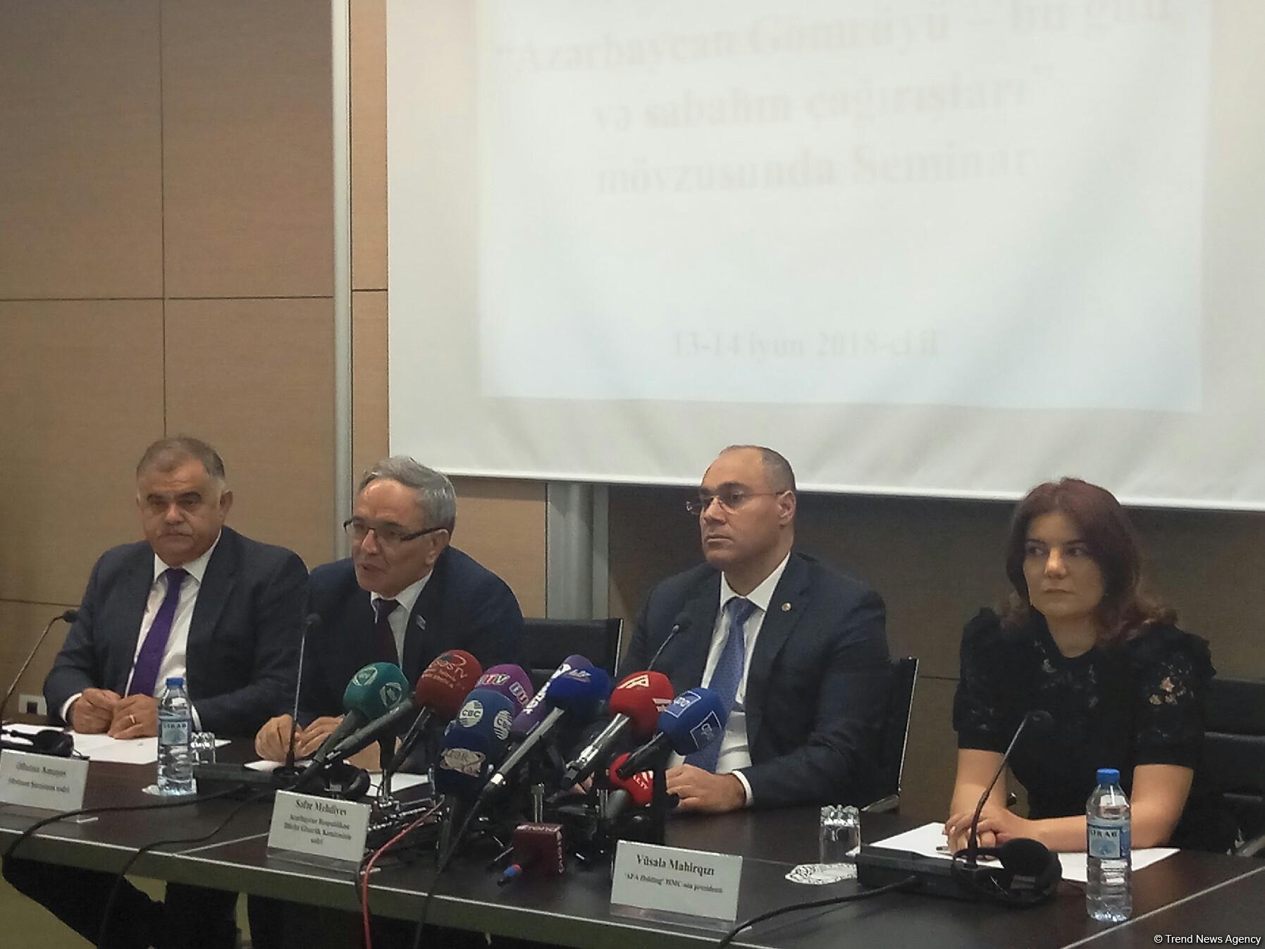 Ölkədə gömrük orqanlarının işinin qiymətləndirilməsi üçün xüsusi qrup yaradıla bilər (FOTO)