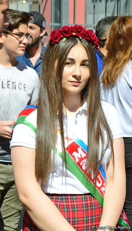 "Son zəng"i çalınanlar (FOTOSESSİYA)