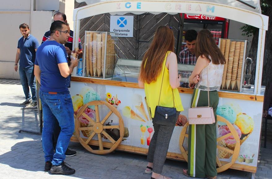İçəri Şəhərdə Baku Summer Food Fest yemək festivalı başladı (FOTO)