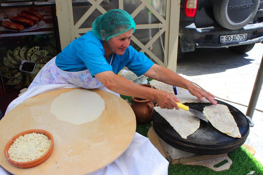 İçəri Şəhərdə Baku Summer Food Fest yemək festivalı başladı (FOTO)