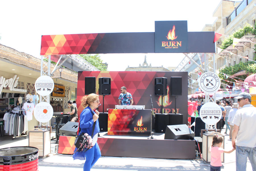 İçəri Şəhərdə Baku Summer Food Fest yemək festivalı başladı (FOTO)