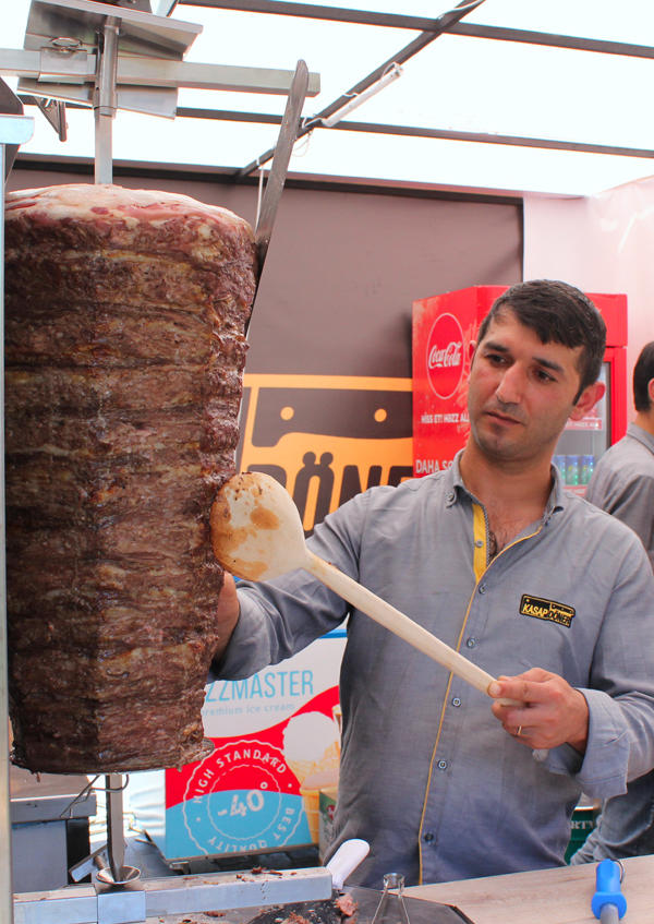 İçəri Şəhərdə Baku Summer Food Fest yemək festivalı başladı (FOTO)