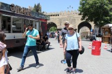 İçəri Şəhərdə Baku Summer Food Fest yemək festivalı başladı (FOTO)