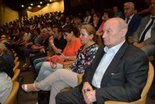 Beynəlxalq Muğam Mərkəzində Milli Qurtuluş gününə həsr olunmuş təntənəli tədbir kecirilib (FOTO)