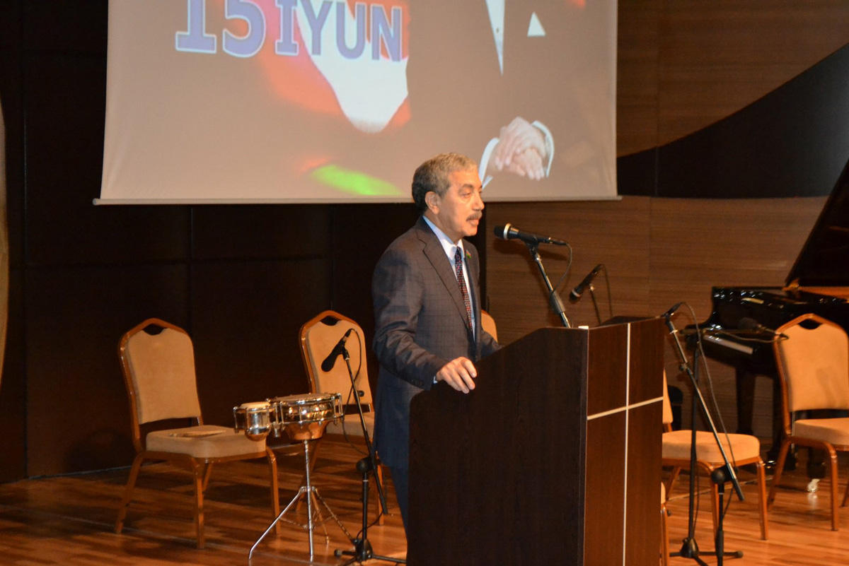 Beynəlxalq Muğam Mərkəzində Milli Qurtuluş gününə həsr olunmuş təntənəli tədbir kecirilib (FOTO)