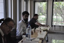 Azərbaycandakı Türkiyə vətəndaşları səs verməyə başlayıblar (FOTO)