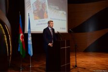Bakıda Ümumdünya Qaçqınlar Günü ilə bağlı tədbir keçirilib (FOTO)