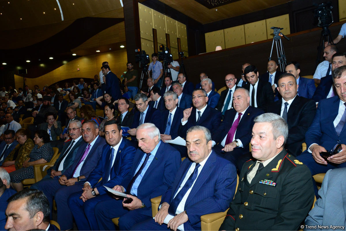 Bakıda Ümumdünya Qaçqınlar Günü ilə bağlı tədbir keçirilib (FOTO)