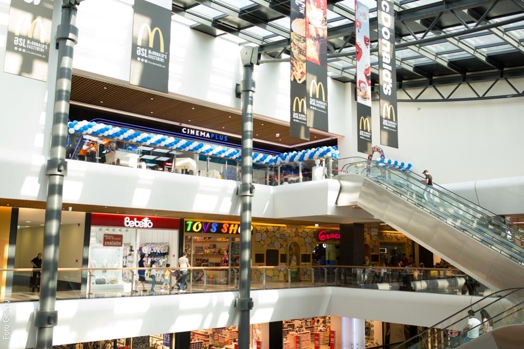 Gəncə Mall-da “CinemaPlus” kinoteatrının rəsmi açılışı baş tutub (FOTO)