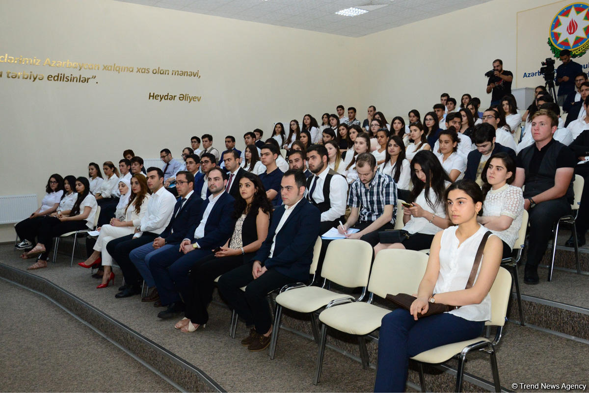 Fərid Cəfərov: Azərbaycan Xalq Cümhuriyyətinin 100 illiyini geniş ictimaiyyətə, xüsusən də gənclərə çatdırmaqda maraqlıyıq (FOTO)