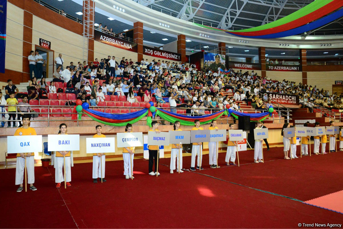 Milli Qəhrəman Albert Aqarunovun xatirəsinə həsr olunan beynəlxalq karate turniri keçirilir (FOTO)