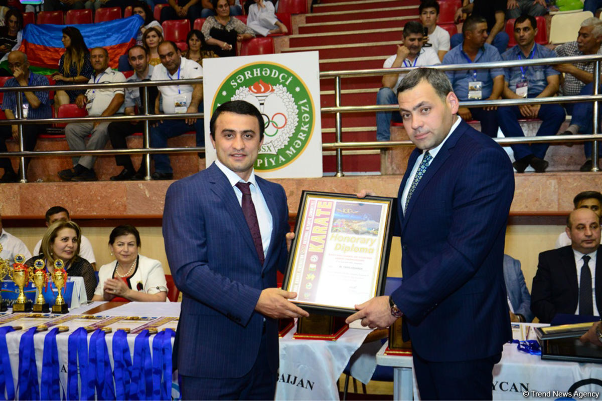 Milli Qəhrəman Albert Aqarunovun xatirəsinə həsr olunan beynəlxalq karate turniri keçirilir (FOTO)