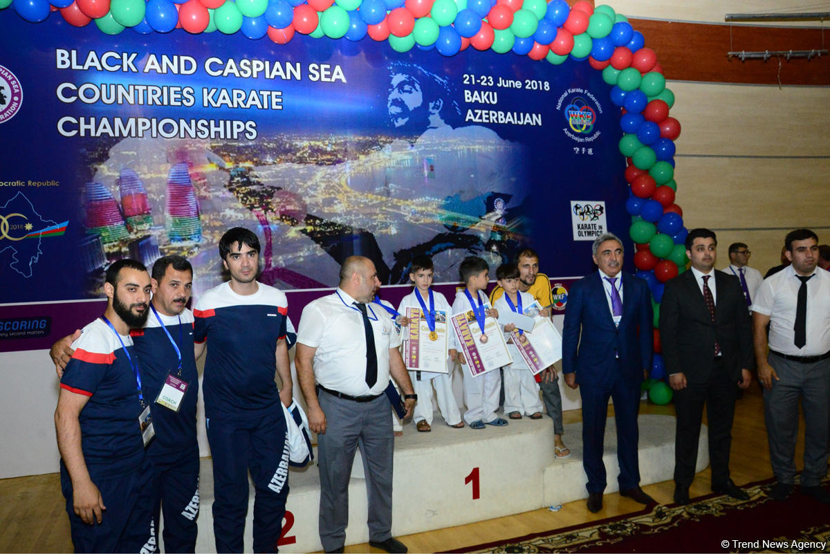 Milli Qəhrəman Albert Aqarunovun xatirəsinə həsr olunan beynəlxalq karate turniri keçirilir (FOTO)