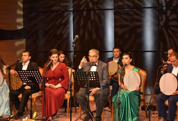 Beynəlxalq Muğam Mərkəzində tələbələrin konserti keçirilib (FOTO)