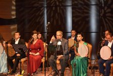 Beynəlxalq Muğam Mərkəzində tələbələrin konserti keçirilib (FOTO)