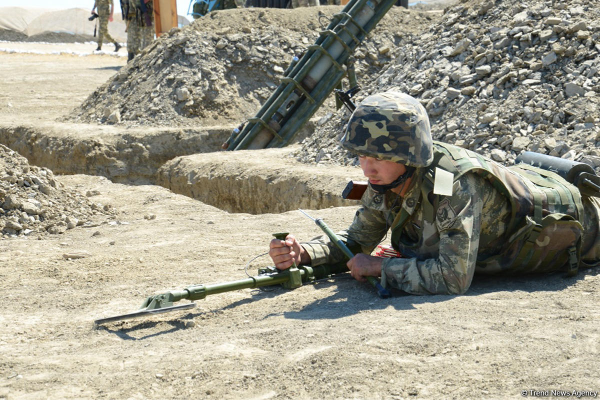 Mühəndis-İstehkam Qoşunları təlim keçirib (FOTO/VİDEO)