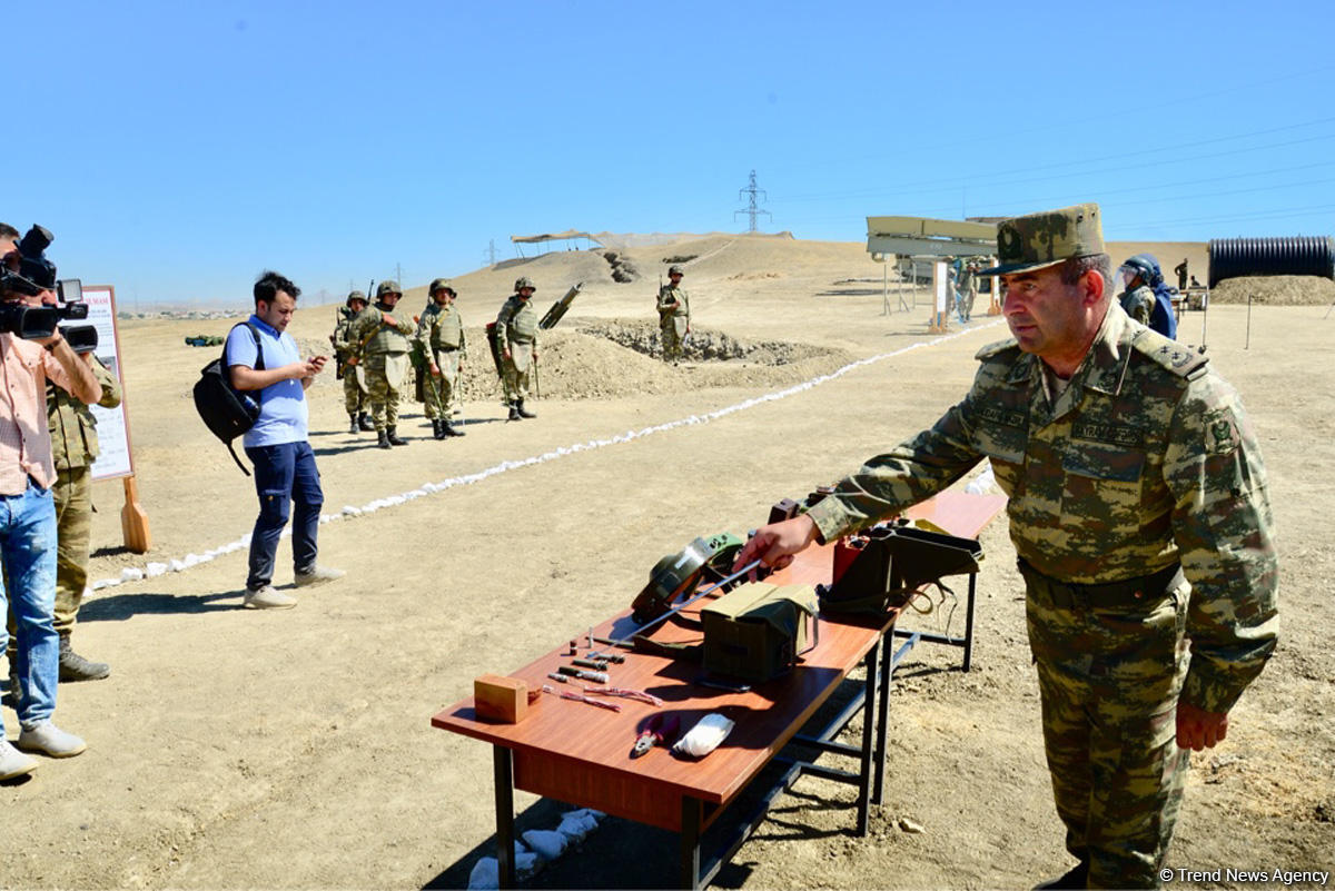 Mühəndis-İstehkam Qoşunları təlim keçirib (FOTO/VİDEO)
