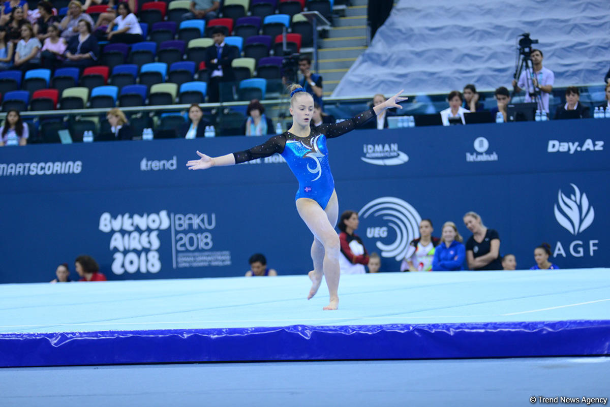 32 ölkədən olan gimnastlar Bakıda Yeniyetmələrin Olimpiya Oyunlarına vəsiqə uğrunda mübarizə aparır (FOTOREPORTAJ)