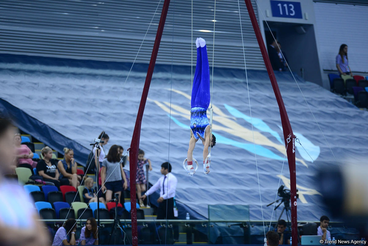 Yeniyetmələrin Olimpiya Oyunlarına vəsiqə uğrunda azərbaycanlı gimnastların çıxışları başlayıb (FOTOREPORTAJ)