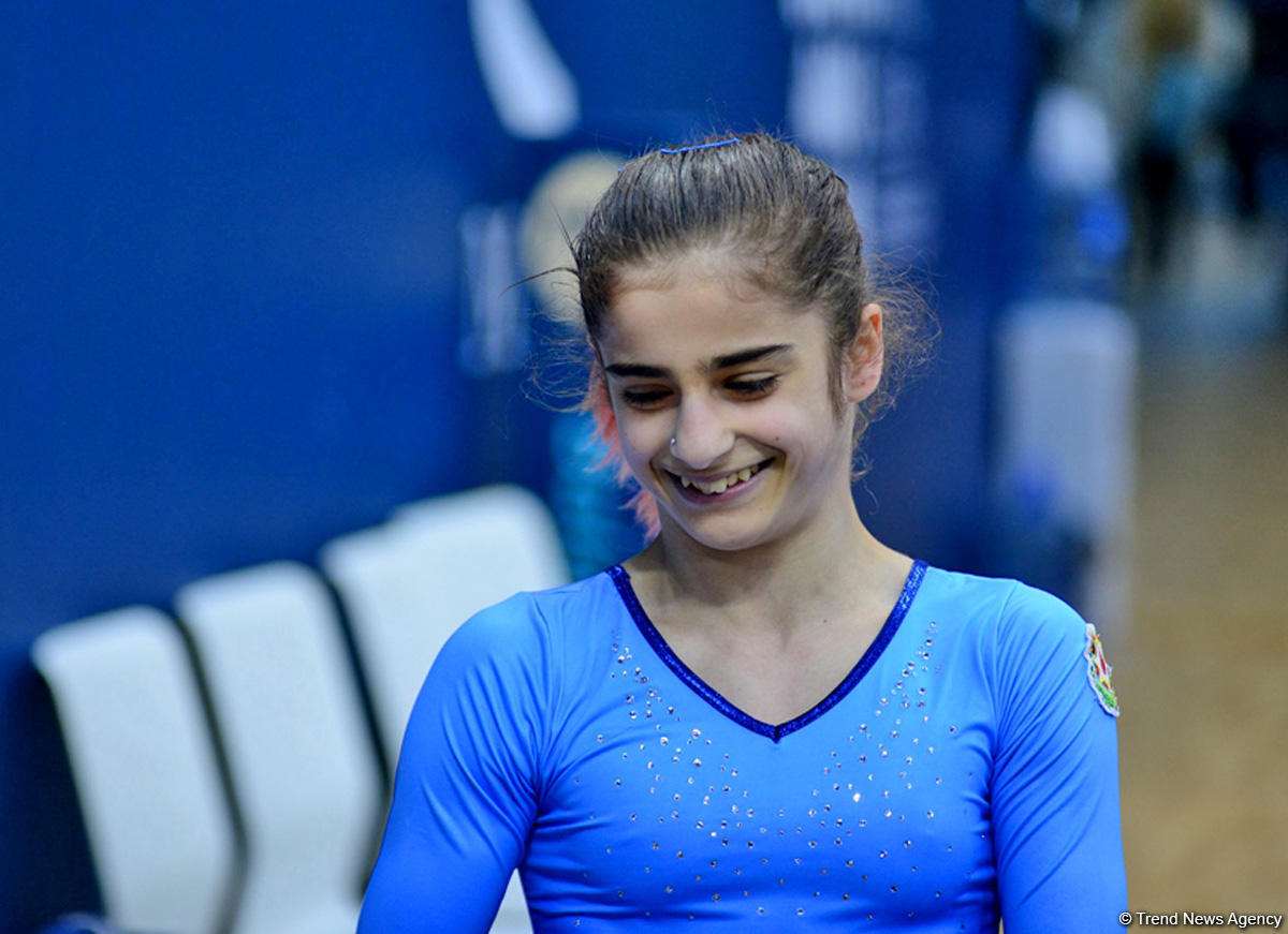 Yeniyetmələrin Olimpiya Oyunlarına vəsiqə uğrunda azərbaycanlı gimnastların çıxışları başlayıb (FOTOREPORTAJ)