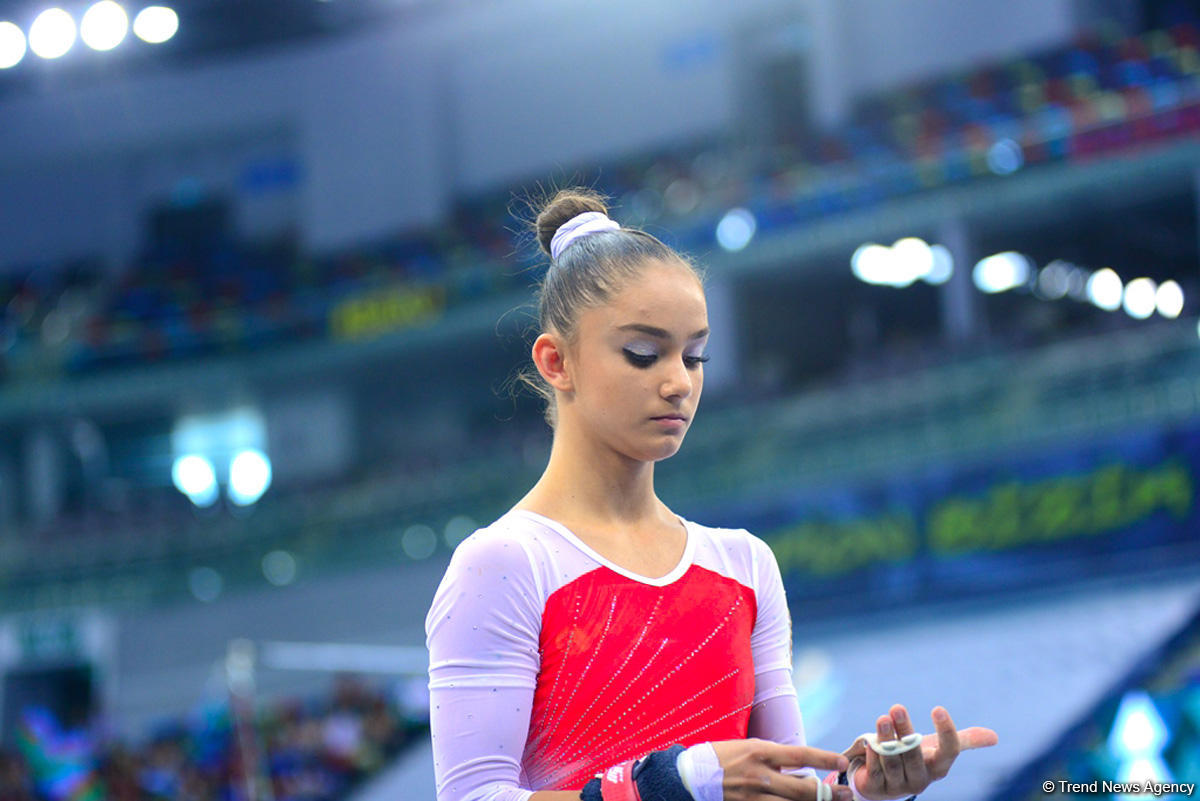 32 ölkədən olan gimnastlar Bakıda Yeniyetmələrin Olimpiya Oyunlarına vəsiqə uğrunda mübarizə aparır (FOTOREPORTAJ)