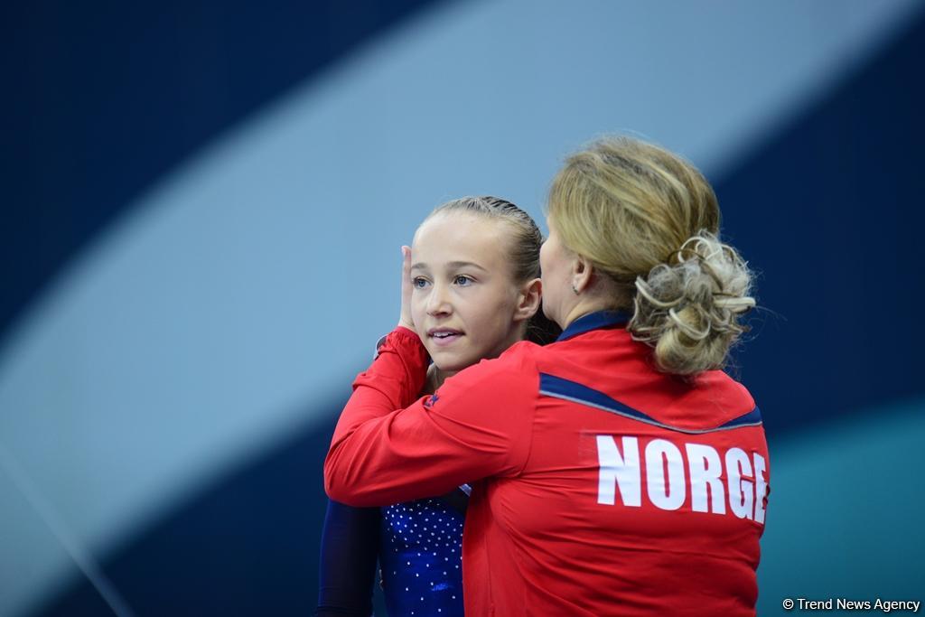 Yeniyetmələrin Olimpiya Oyunlarına idman gimnastikası üzrə təsnifat yarışlarından ən yaddaqalan məqamlar - FOTOSESSİYA