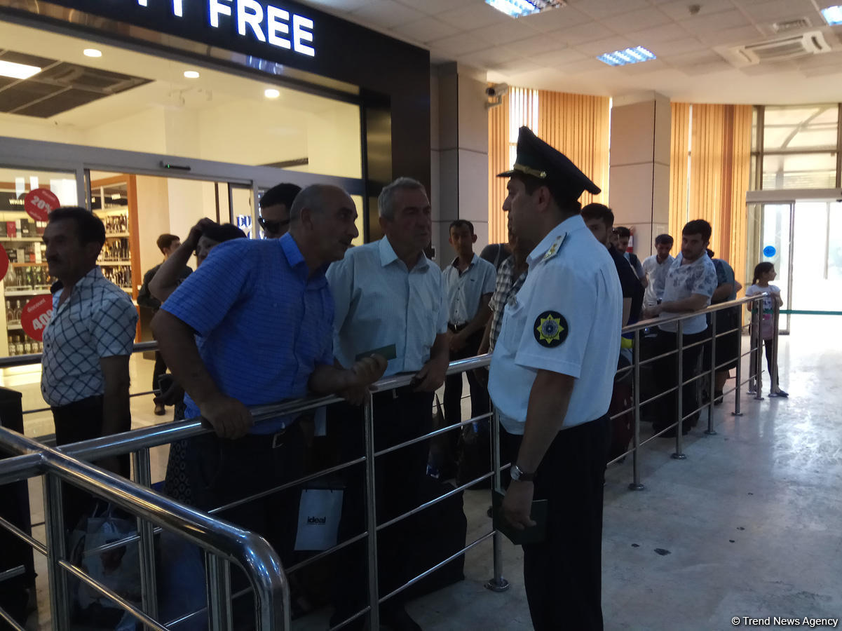 Mayda "Sınıq Körpü" gömrük postundan 60 minə yaxın nəqliyyat vasitəsi keçib (FOTO)