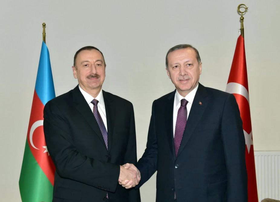 Prezident İlham Əliyev Rəcəb Tayyib Ərdoğanı seçkilərdə əldə etdiyi inamlı qələbə münasibətilə təbrik edib