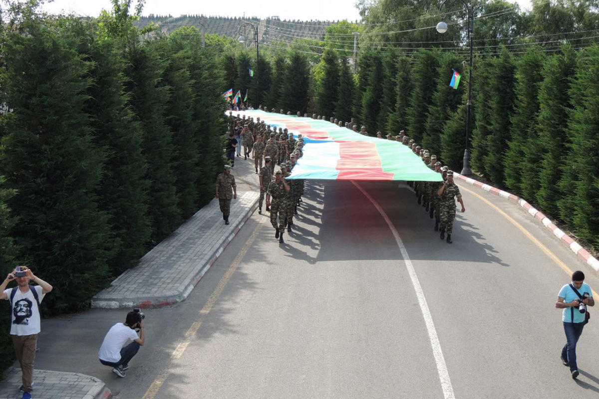Bilik Fondu Azərbaycan Ordusunun 100 illiyinə silsilə tədbirlər həsr edib (FOTO)