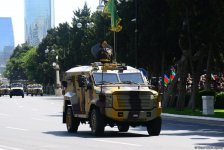 Azərbaycan Silahlı Qüvvələrinin 100 illik yubileyi münasibətilə hərbi parad keçirilib (YENİLƏNİB) (FOTO/VİDEO)