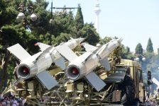 Azərbaycan Silahlı Qüvvələrinin 100 illik yubileyi münasibətilə hərbi parad keçirilib (YENİLƏNİB) (FOTO/VİDEO)