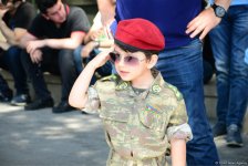 Silahlı Qüvvələrin 100 illiyi və 26 iyun Silahlı Qüvvələr Günü münasibətilə ölkədə yaşanan bayram əhval-ruhiyyəsi FOTOLARDA