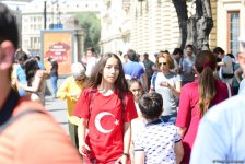 Silahlı Qüvvələrin 100 illiyi və 26 iyun Silahlı Qüvvələr Günü münasibətilə ölkədə yaşanan bayram əhval-ruhiyyəsi FOTOLARDA