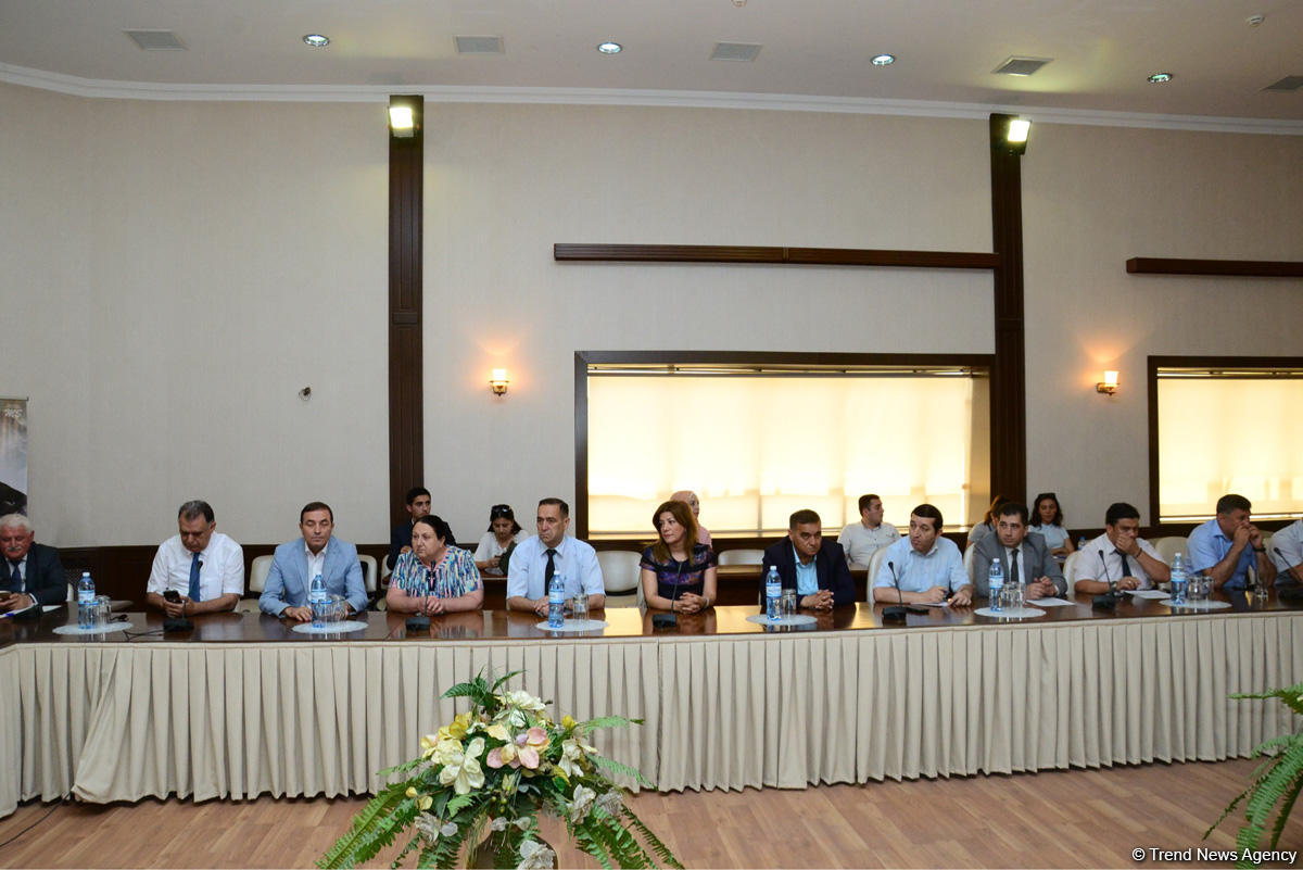 Əflatun Amaşov: Hərbi parad xalqı bir daha əmin etdi ki, Azərbaycan öz torpaqlarını işğaldan azad edəcək (FOTO)