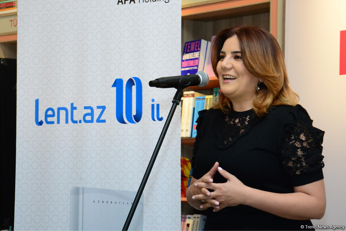 “100 ilin əmanəti” adlı kitabın təqdimatı olub (FOTO)