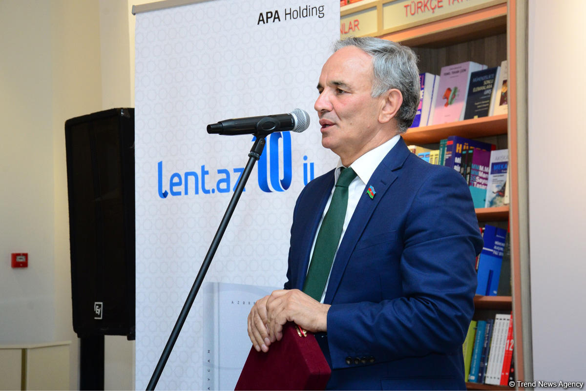 “100 ilin əmanəti” adlı kitabın təqdimatı olub (FOTO)