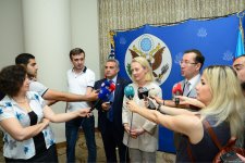 ABŞ rəsmisi: Azərbaycan Əfqanıstanın regiona iqtisadi inteqrasiyası üzrə səylərin mərkəzində dayanır (FOTO) (YENİLƏNİB)