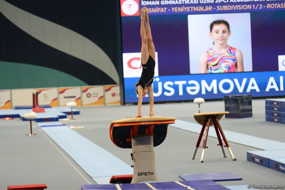 İdman gimnastikası üzrə 25-ci Azərbaycan birinciliyi və Bakı çempionatına start verildi (FOTO)
