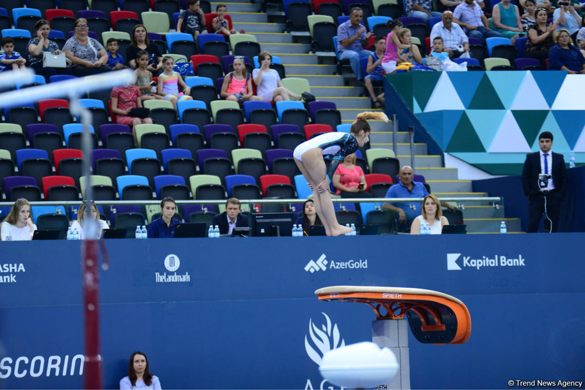 İdman gimnastikası üzrə 25-ci Azərbaycan birinciliyi və Bakı çempionatına start verildi (FOTO)