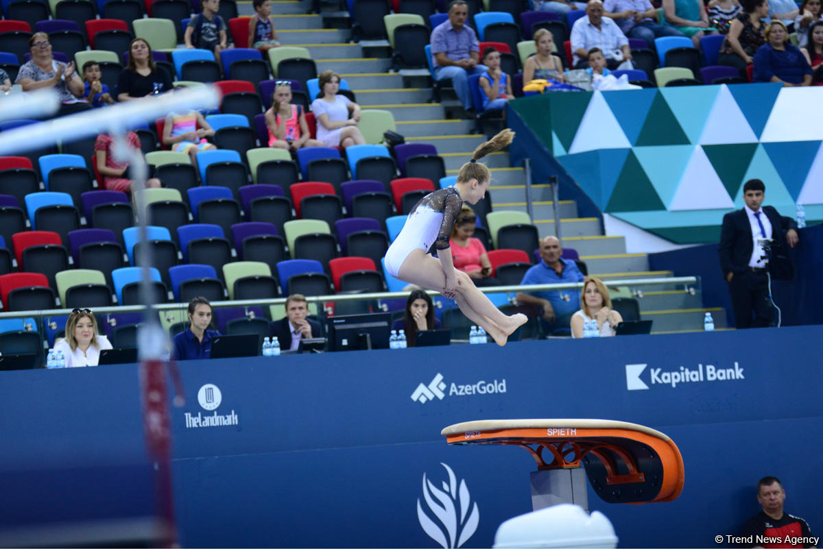 İdman gimnastikası üzrə 25-ci Azərbaycan birinciliyi və Bakı çempionatına start verildi (FOTO)