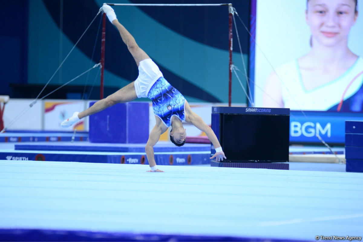 İdman gimnastikası üzrə 25-ci Azərbaycan birinciliyi və Bakı çempionatına start verildi (FOTO)