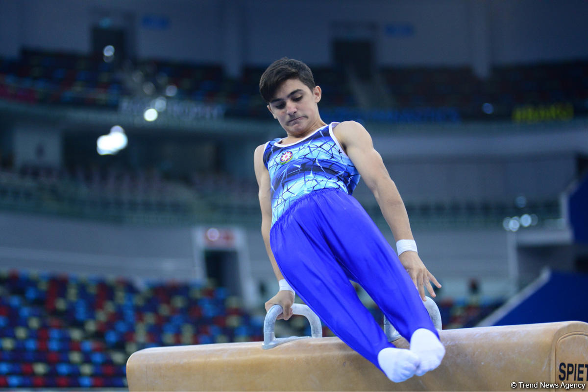 İdman gimnastikası üzrə 25-ci Azərbaycan birinciliyi və Bakı çempionatına start verildi (FOTO)