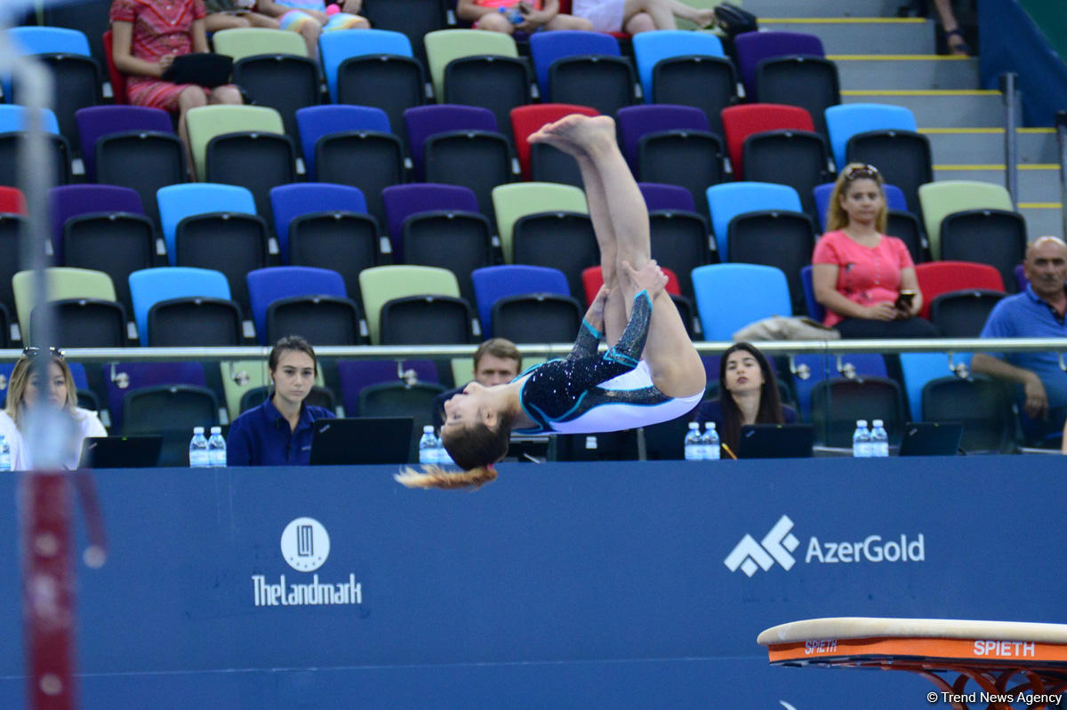 İdman gimnastikası üzrə 25-ci Azərbaycan birinciliyi və Bakı çempionatına start verildi (FOTO)