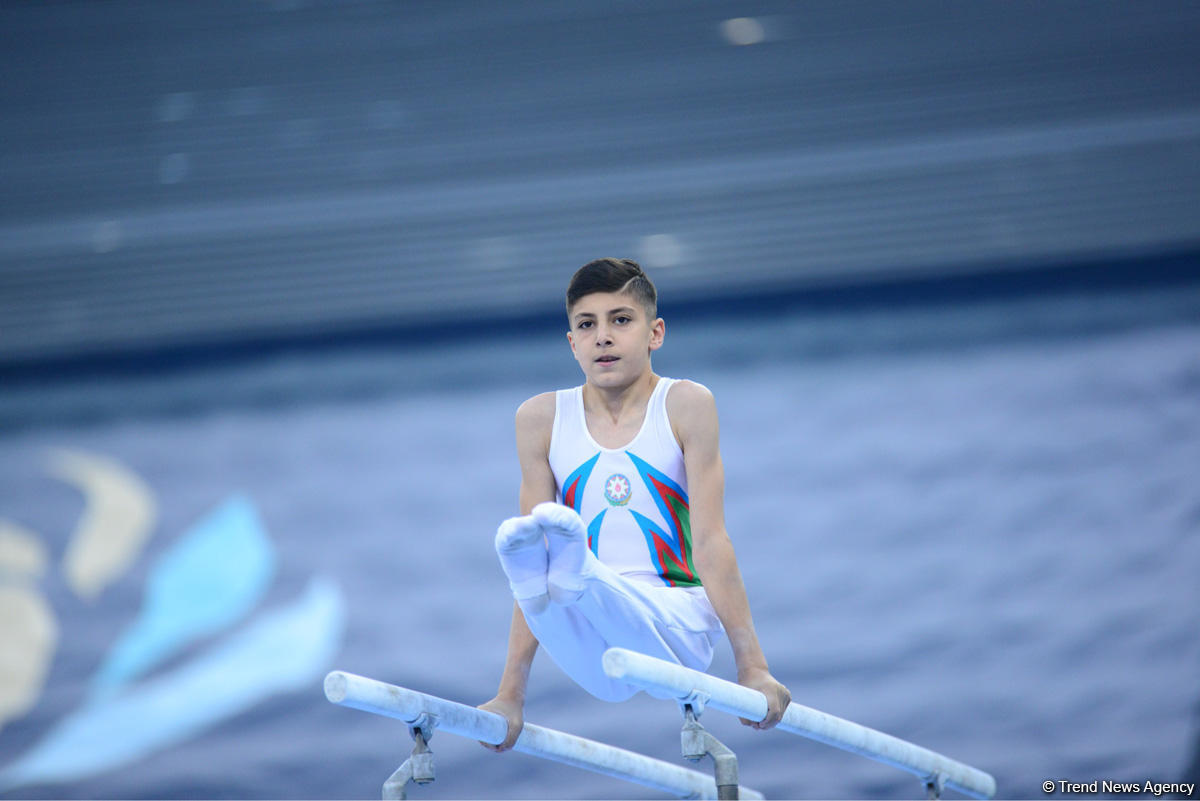 İdman gimnastikası üzrə 25-ci Azərbaycan birinciliyi və Bakı çempionatına start verildi (FOTO)