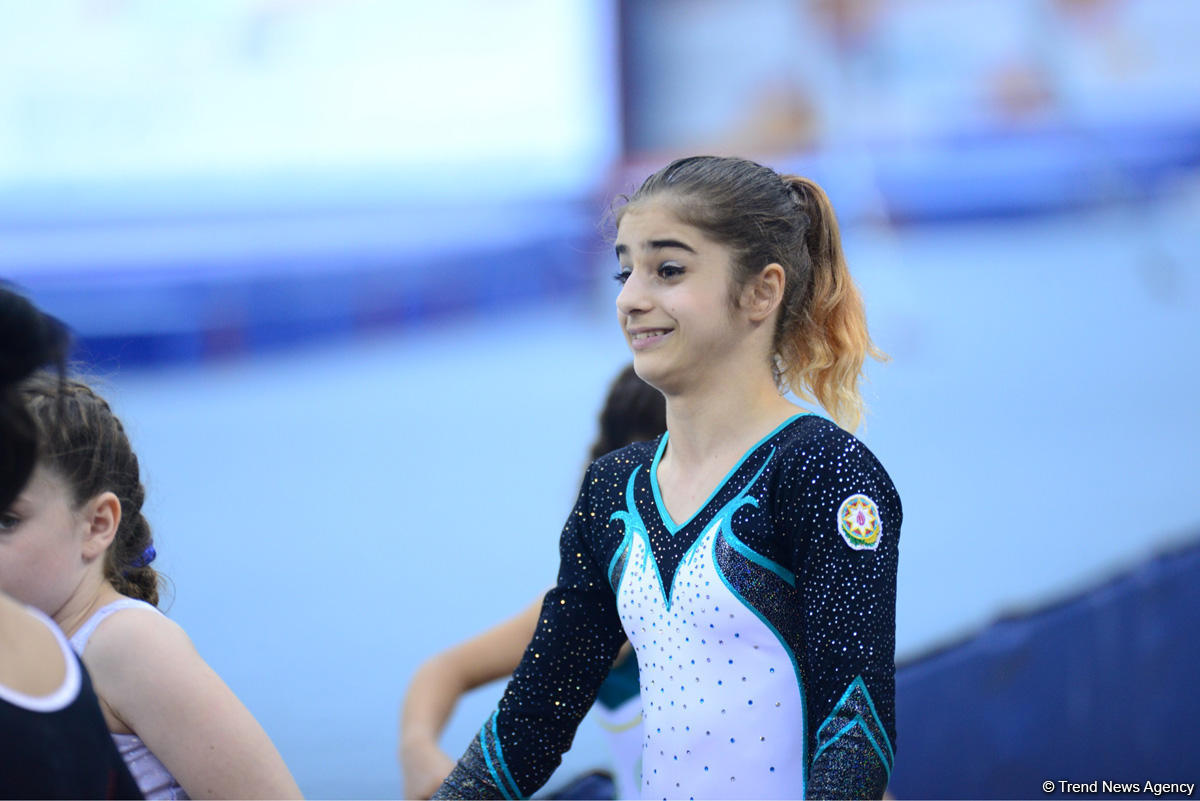 İdman gimnastikası üzrə 25-ci Azərbaycan birinciliyi və Bakı çempionatına start verildi (FOTO)