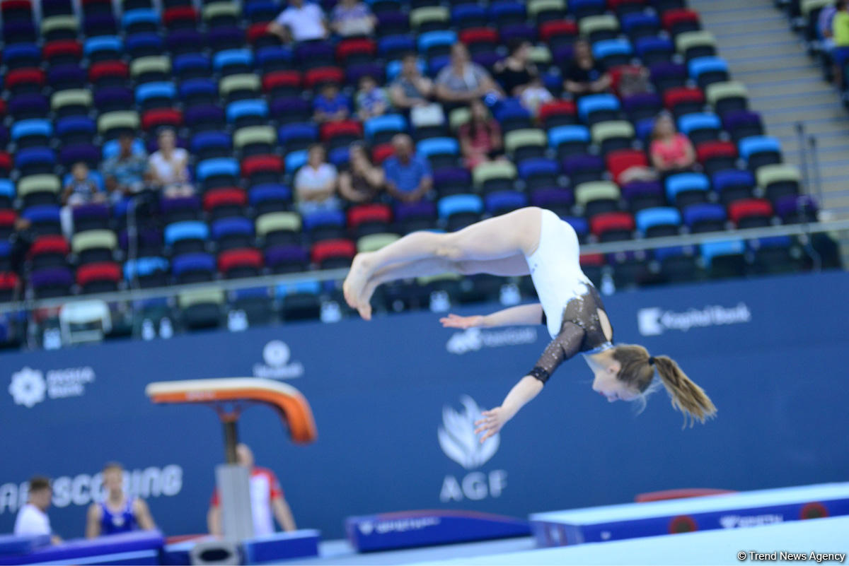 İdman gimnastikası üzrə 25-ci Azərbaycan birinciliyi və Bakı çempionatına start verildi (FOTO)