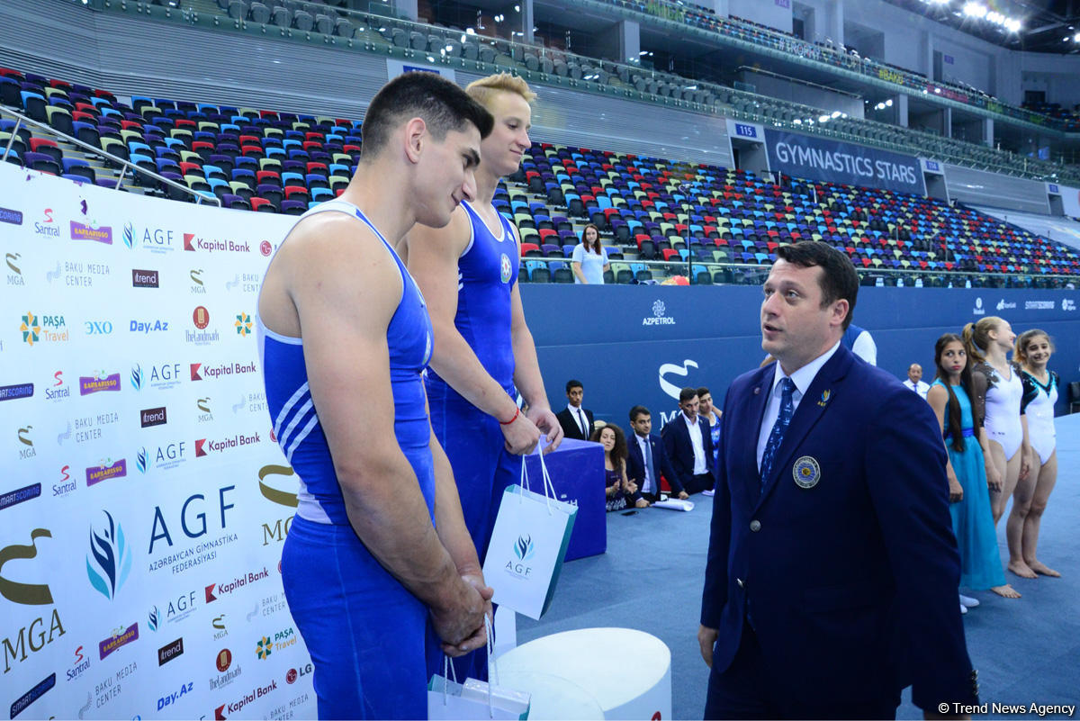 İdman gimnastikası üzrə Azərbaycan birinciliyi və Bakı çempionatında  qaliblər mükafatlandırılıb (FOTO)