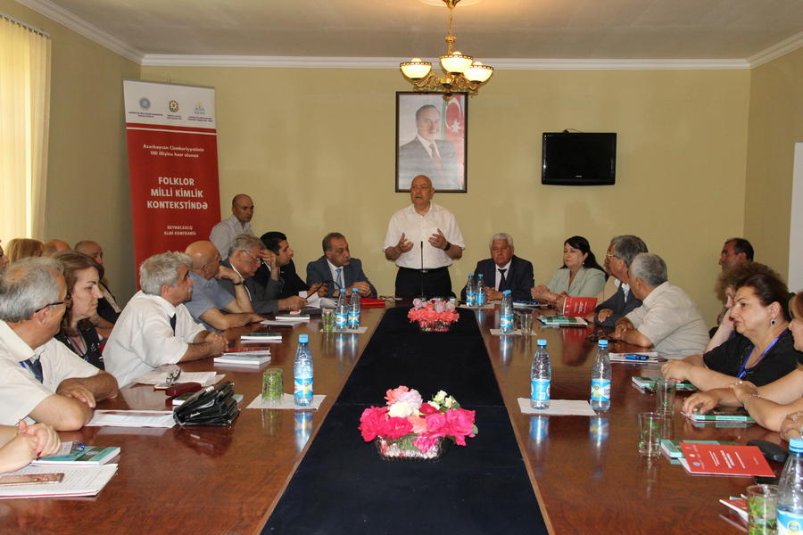 Lahıcda “Folklor milli kimlik kontekstində” mövzusunda beynəlxalq elmi konfrans keçirilib (FOTO)